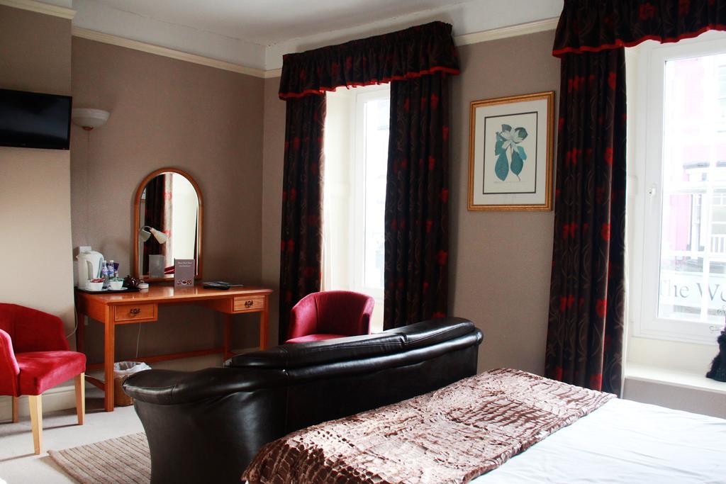 The Kings Head Hotel Abergavenny Eksteriør billede